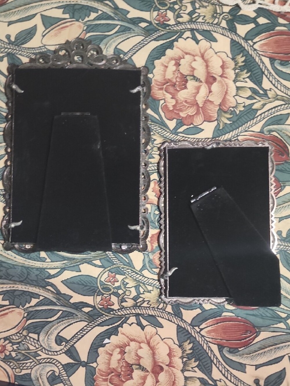 Vintage Collection Ornate Silver Photo Frames (Set of 2) - Picture 4 of 5